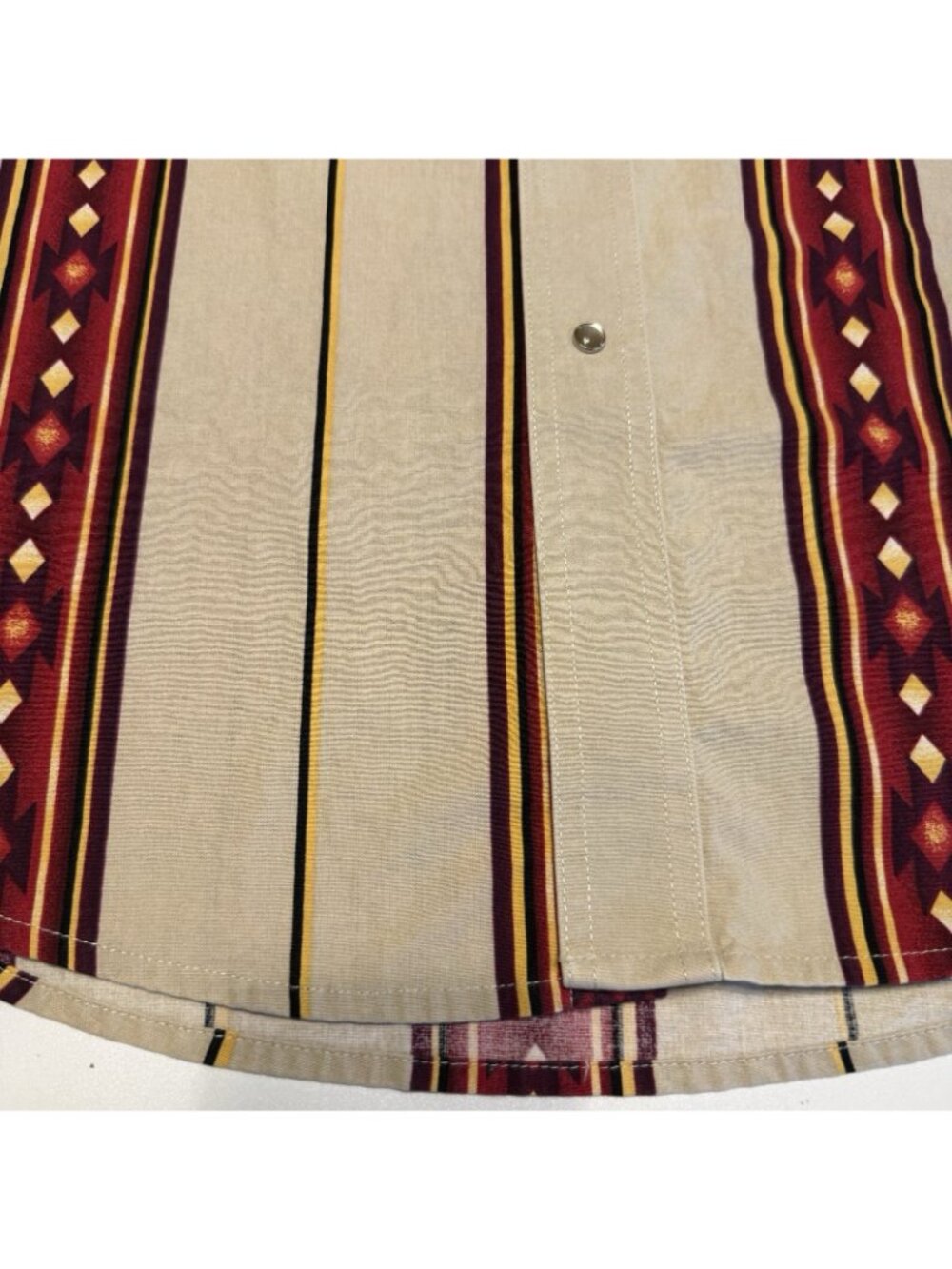 Vintage Wrangler Pearl Snap Aztec Western Shirt Mens Large Long Sleeve Beige Red - Picture 4 of 13